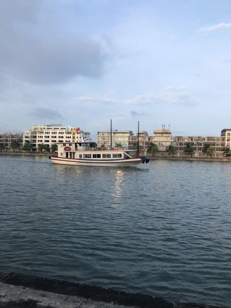 Tuan Chau Hqt Hotell Ha Long Eksteriør bilde